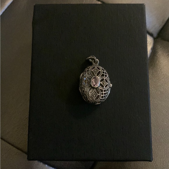 💟Vintage Amethyst Locket with Chain💟 - Picture 3 of 7